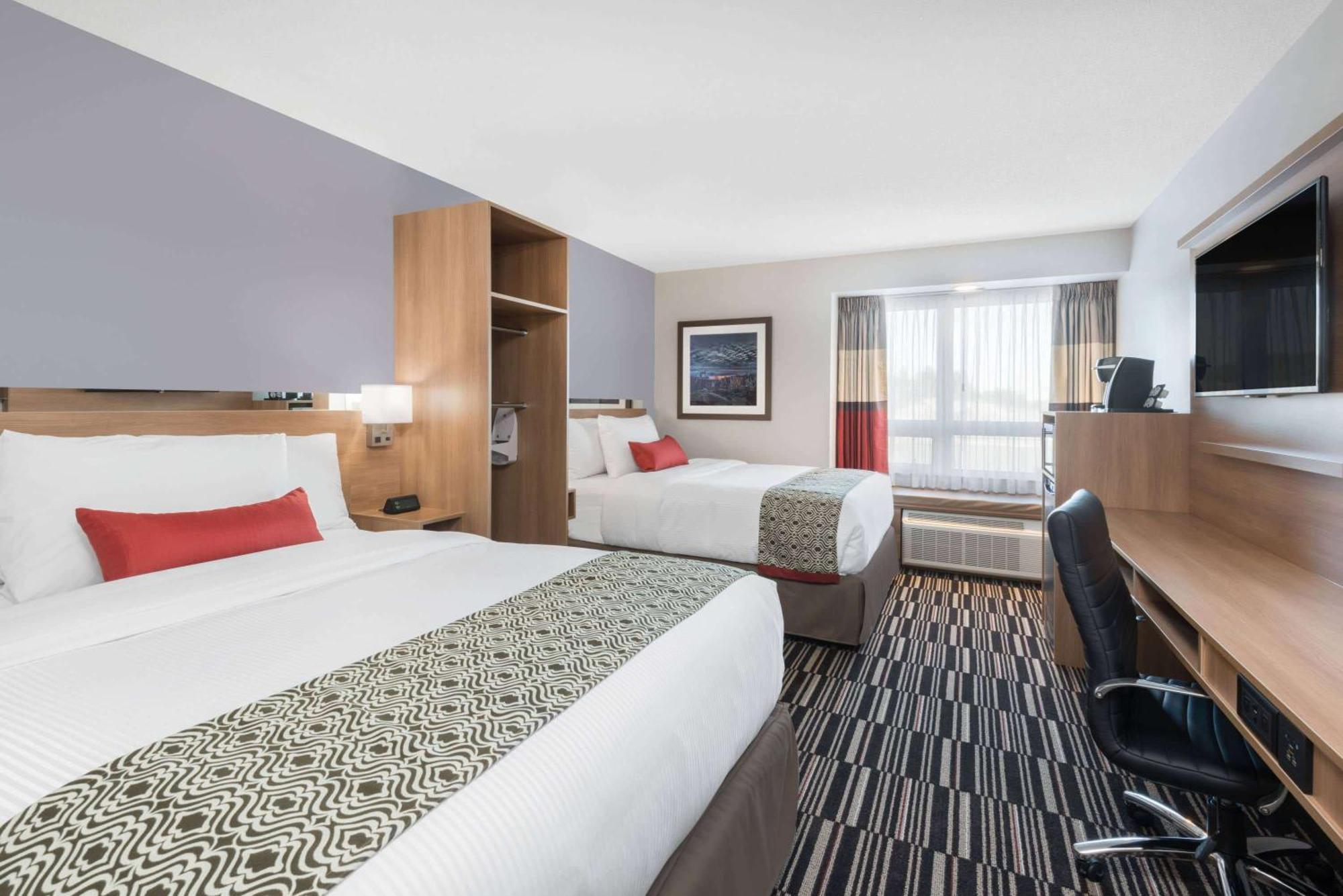 Microtel Inn & Suites By Wyndham Sudbury Exterior foto